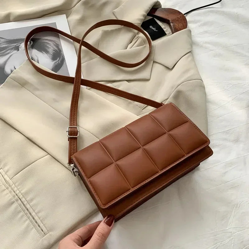 Élise Curve Mini Bag