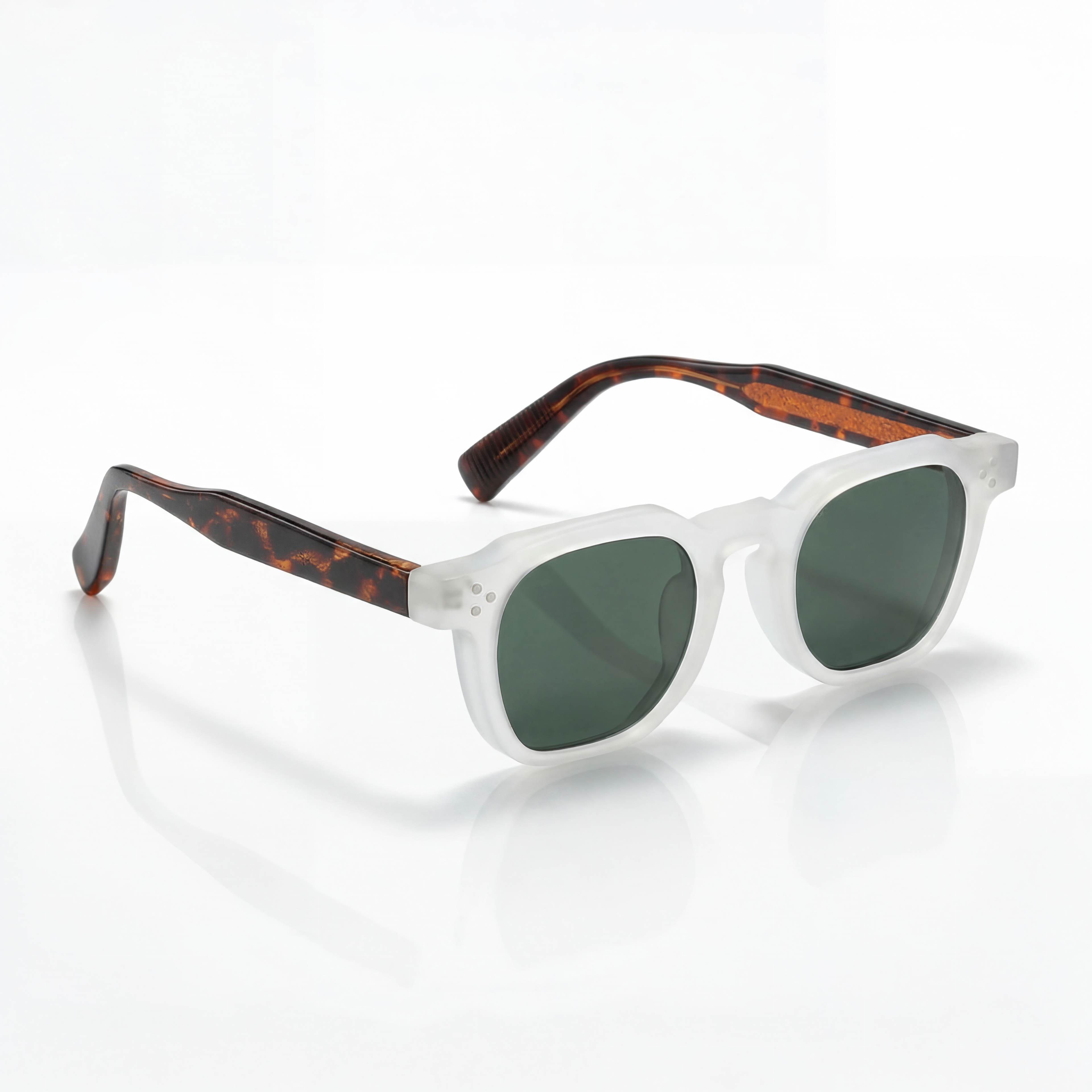 Clio Square Sunglasses