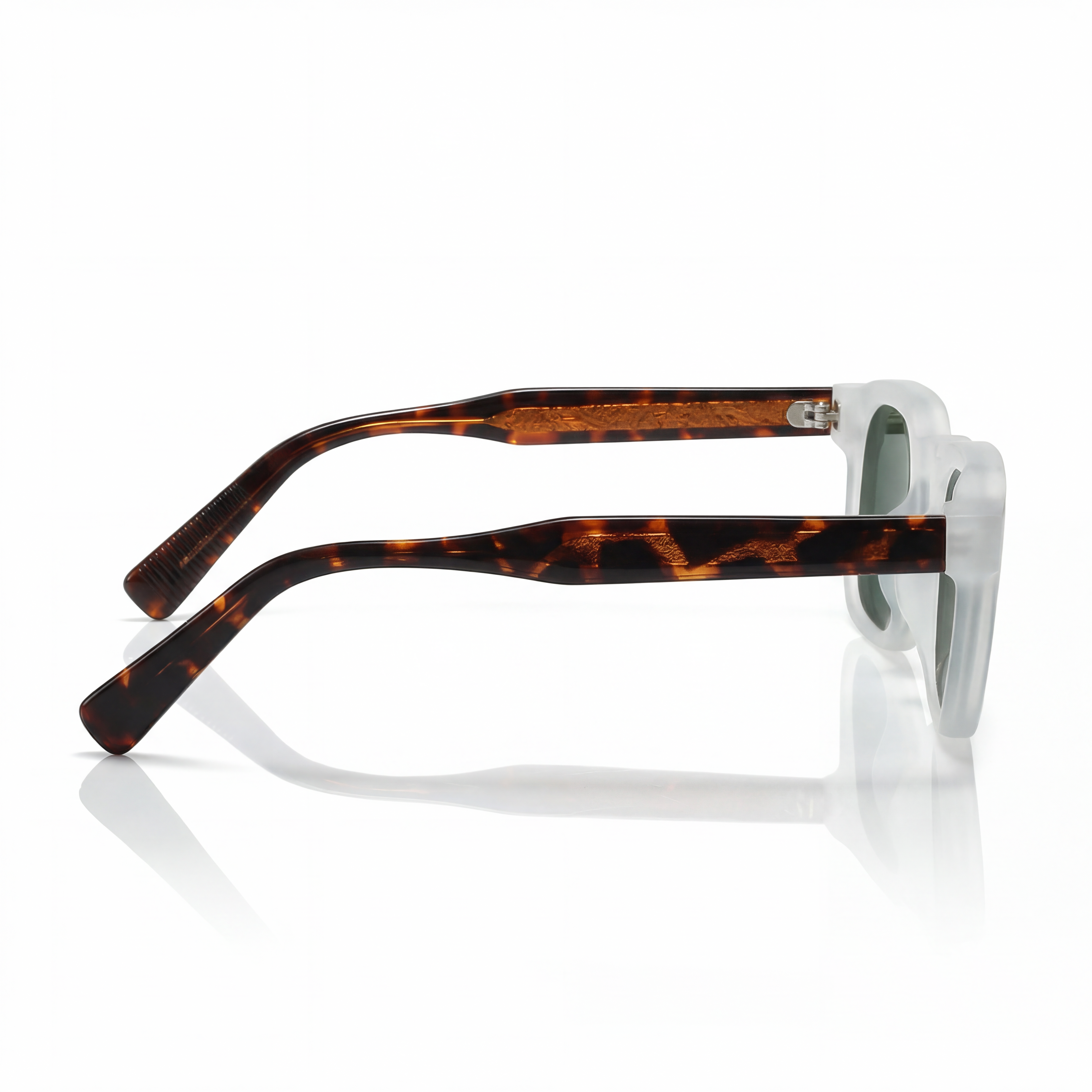 Clio Square Sunglasses